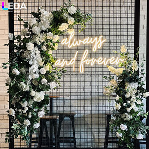 Arco de Flores para Boda LEDA, Nuevo Estilo, Centro de Mesa con Arreglo Floral para Decoración de Bodas - Product Image 2