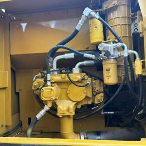 CAT320GC Équipement de construction d'occasion 1400 heures moteur et boîte de vitesses d'origine bon prix en vente - Product Image 3
