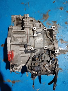 उच्च गुणवत्ता 4x4 6-स्पीड ऑटोमैटिक ट्रांसमिशन गियरबॉक्स के लिए A6lf2 3.3l 4wd कार ट्रांसमिशन - Product Image 3