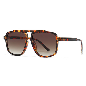 Gafas de Sol Modernas para <span class=keywords><strong>Mujer</strong></span> y Hombre, Diseño Nuevo, Marca Vintage, Doble Puente, Forma Cuadrada, Estilo Tomford 2026 - Product Image 4