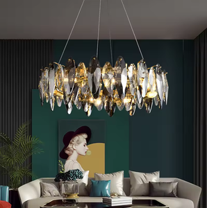 Luces colgantes creativas para comedor, candelabros Led de círculo de cristal K9 gris humo de lujo modernos - Product Image 1