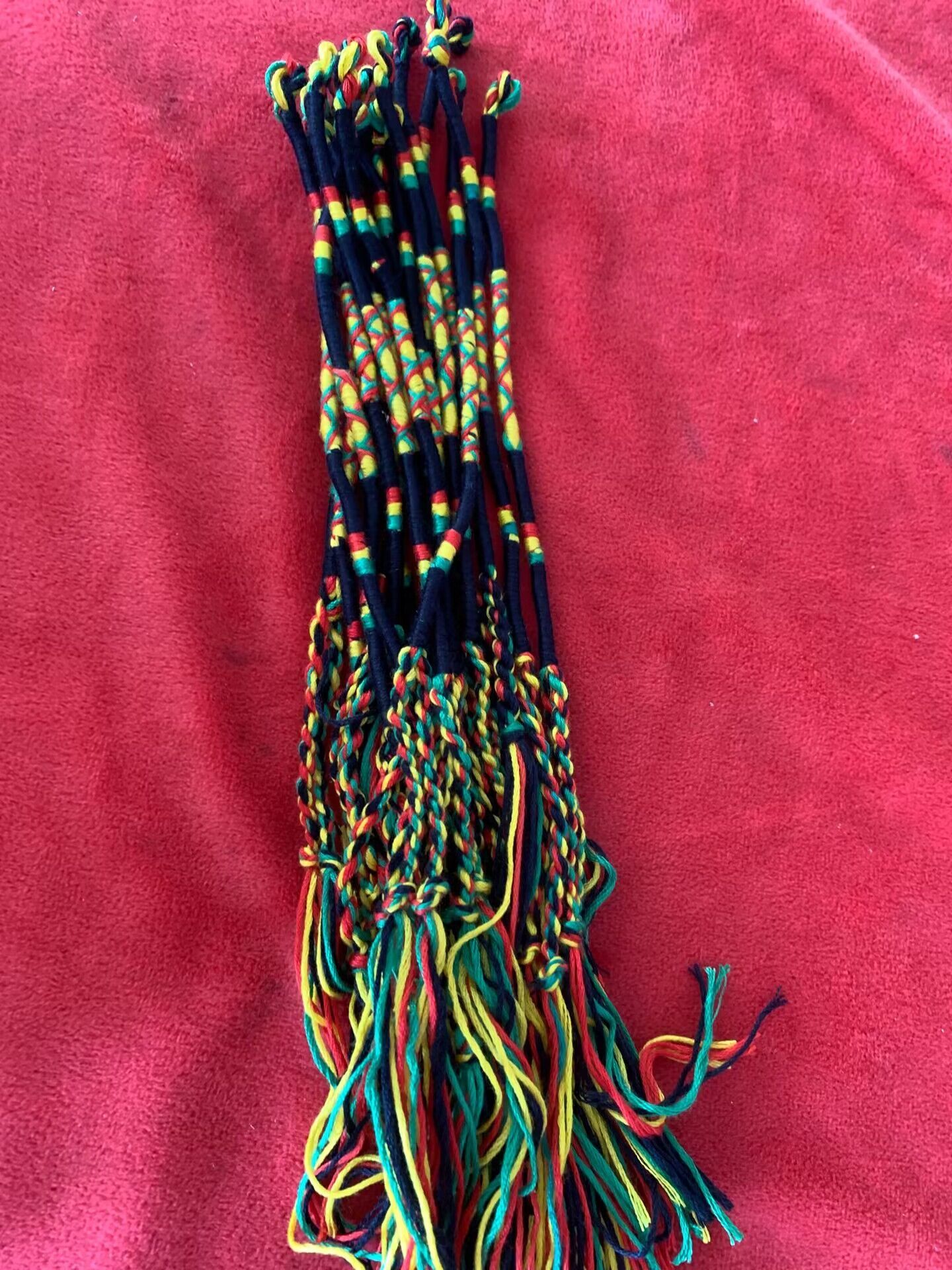 2 black red yellow green
