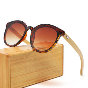 Nouvelles lunettes de soleil œil de chat de style européen et américain, monture en bois, protection UV400, unisexe, tendance, pour le voyage - Product Image 5