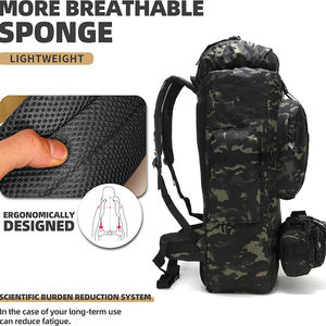 Échantillon gratuit Sac à dos de grande capacité en tissu imperméable pour l'alpinisme et la randonnée avec sac d'hydratation pour les sports de plein air - Product Image 4