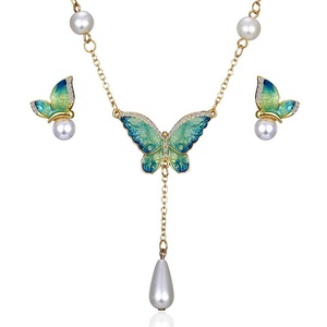 Collar con Colgante de Oro Antiguo al por Mayor 2022, Collar Largo con Cristal de Mariposa y Piedra Natural para Mujer, el Mejor Regalo - Product Image 6