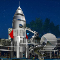 Construction d'un grand modèle de toboggan en acier inoxydable dans une tour de divertissement non motorisée dans un parc d'attractions la nuit