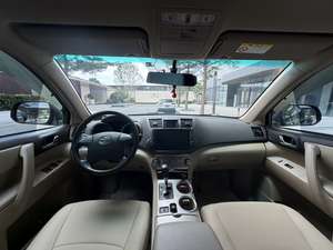 Venta al por mayor para <span class=keywords><strong>Toyota</strong></span> Highlander SUV 7 plazas 2.7L Motor 2014 Modelos Negro 11 años 09/2011 R18 Neumático izquierdo - Product Image 5