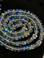 Hochwertiger 100% Echter Regenbogen-Mondstein 16-Zoll-Strang Glatt Polierte Perlen Vollständig Blaues Feuer Größe 3,5-7,5mm Unabhängige Bewertung