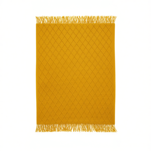 ผ้าห่มถักลายเพชรสีเหลืองพร้อมพู่ห้อย นุ่มสบาย ใช้ตกแต่งเตียง โซฟา สำหรับห้องนั่งเล่น ห้องนอน - Product Image 1