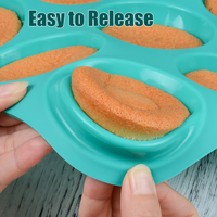 Moule à cupcakes et brownies en silicone SILIKOLOVE Factory Red 12 cavités, antiadhésif, sans BPA, conforme LFGB, pour la cuisson de gâteaux et muffins