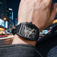 Montre à quartz Richard pour homme, design ajouré, bracelet en silicone, affichage à aiguilles, écologique - Vente en gros disponible