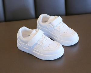 Zapatos Escolares Casuales para Niños y Niñas, <span class=keywords><strong>Zapatillas</strong></span> <span class=keywords><strong>Negras</strong></span> Deportivas para Niños con Plantilla de Goma para Otoño, Invierno y Verano - Product Image 2
