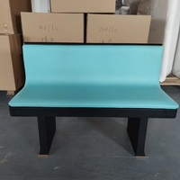 Canapé élégant de style moderne, chaises et table en pierre frittée, cadre en métal et cuir sur mesure, vente en gros pour restaurant