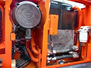 รถขุดตีนตะขาบ Doosan DX140LC-9C มือสอง ขนาด 14 ตัน เครื่องขุดไฮดรอลิก สำหรับงานก่อสร้าง - Product Image 4