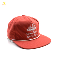 Aangepaste Ongestructureerde 5-Panel Snapback Cap Ademend Oranje Nylon Snel Droog Waterdicht Met Fruit Luipaard Patroon Touw Hoeden