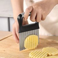 Handmatige aardappelmes van roestvrij staal met gegolfde snijmes, decoratief snijgereedschap voor groenten, fruit en keukengebruik
