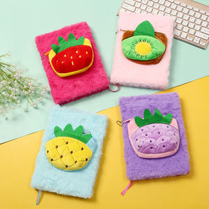 Carnet de notes quotidien miniature en peluche douce et moelleuse, forme animale ou fruit, avec fermeture éclair et porte-monnaie, vente en gros d'usine - Product Image 2