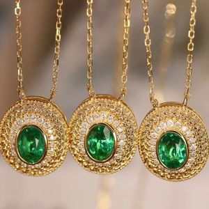 Collier en or fin 18 carats Au750 pour femme avec pendentif émeraude et diamants Xinfly 0,45 ct - Product Image 3