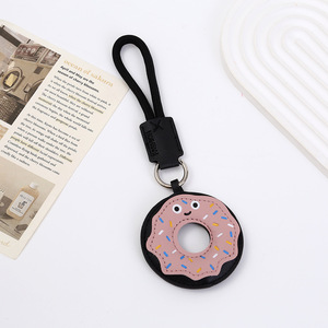Lindo llavero de cuero PU con forma de donut, colgante para bolso, adorno para mochila, decoración de moda, regalo para hombres y mujeres, venta al por mayor - Product Image 3