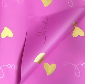 Papel de regalo impermeable al por mayor para el Día de San Valentín, en forma de corazón, color rosa oscuro, papel de embalaje de plástico para ramos de flores. - Product Image 1