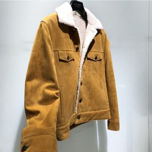 Veste en jean polaire pour homme, personnalisée, tendance, douce et chaude, doublure polaire, col en fourrure matelassé, veste en jean en fourrure - Product Image 4