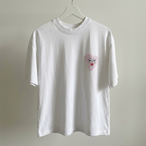 Top con Bordado Único y Cuentas, con Patrones Artísticos Hechos a Mano, para Moda Boutique Moderna - Product Image 1
