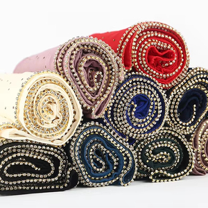 New Pearl Chiffon Muslim Hijab Gorgeous Malaysian Plain Rhinestone Metal Edge Islamic Head Wraps Polyester Ethnic Hijab <b>Scarves</b> - Product Image 3