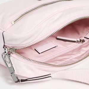 กระเป๋าถือสะพายไหล่ผู้หญิงแบบคลาสสิกสำหรับฤดูร้อน  ทำจากไนลอนกันน้ำ ทนทาน  สามารถออกแบบโลโก้เองได้  แฟชั่น พกพาสะดวกสำหรับการเดินทาง  สะพายข้างได้  สำหรับฤดูใบไม้ร่วง - Product Image 4