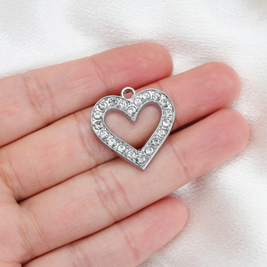 Colgantes de Corazón y Hueso Estilo Vintage, Chapados en Plata, Aleación de Zinc, Colgantes de Moda para Collar, Regalo de Joyería para Mujer - Product Image 1