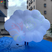 Publicité Grande étoile gonflable de nuage de décor suspendu Led éclairée pour la décoration