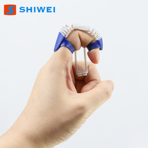 Protège-doigts Shiwei M L en nylon et caoutchouc légers pour le basketball, le football et le volleyball - Product Image 2