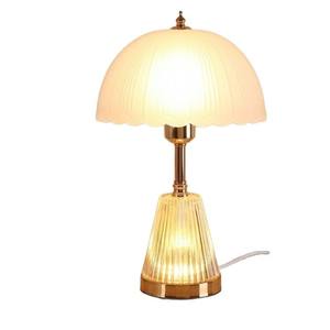 Lámpara de Mesa de Noche de Estilo Francés de Lujo de Alta Gama, Estilo Crema 2025, Luz Ambiental Creativa para Dormitorio Principal - Product Image 4