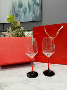 Ensemble de verres à vin en cristal blanc élégant et luxueux avec pied long, compatible lave-vaisselle, écologique, coffret cadeau, deux pièces, comprend un sac à main - Product Image 3