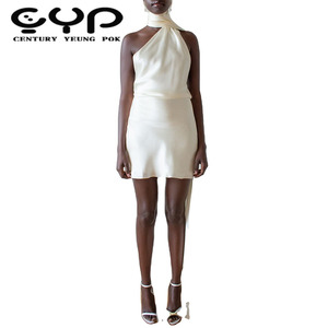 2024 nuovo <span class=keywords><strong>Mini</strong></span> <span class=keywords><strong>abito</strong></span> Sexy da donna in seta avorio 100% <span class=keywords><strong>abito</strong></span> da sposa in seta copricapo con cappuccio, tessuto traspirante e lavabile con schienale basso - Product Image 1