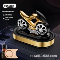 Parfum d'or de luxe purificateur d'air monté sur voiture assainisseur d'air solaire rotatif pour moto parfum longue durée pour console
