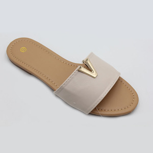 Nuevas <span class=keywords><strong>Sandalias</strong></span> <span class=keywords><strong>de</strong></span> Diseñador <span class=keywords><strong>de</strong></span> Lujo, Marca Famosa, Personalizadas para Chicas, Pantuflas para Mujer, <span class=keywords><strong>Sandalias</strong></span> <span class=keywords><strong>de</strong></span> Playa para Damas, Venta al Por Mayor - Product Image 2