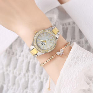 Reloj Deportivo para Mujer con Incrustaciones de Diamantes, con Alarma, Movimiento Digital, Correa de Oro y Acero, Edición Estudiantil - Product Image 1