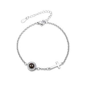 Nouveau bracelet à breloques en acier inoxydable plaqué or rose croisé 100 langues je t'aime Projection <span class=keywords><strong>Joker</strong></span> couleur Photo - Product Image 6