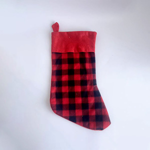 Новые рождественские украшения: красный и черный клетчатый фланелевый плюшевый Рождественский чулок с подвесным орнаментом, Подарочная сумка, сумка для конфет - Product Image 4