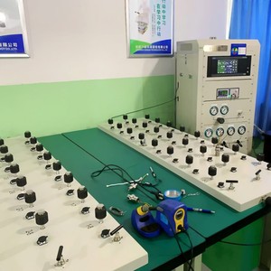 HSIN6800 Système de calibration pneumatique entièrement automatique personnalisé 0,01 % FS, calibrateur de capteurs OEM HSIN6800 Automatique H - Product Image 2
