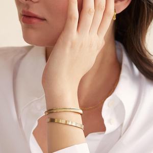 2025 Wholesale New High Quality Delicate <b>Fashion</b> New <b>Fashion</b> Adjustable Prevent Allergy Brass Banded <b>Cuff</b> <b>Bracelet</b> - Product Image 2