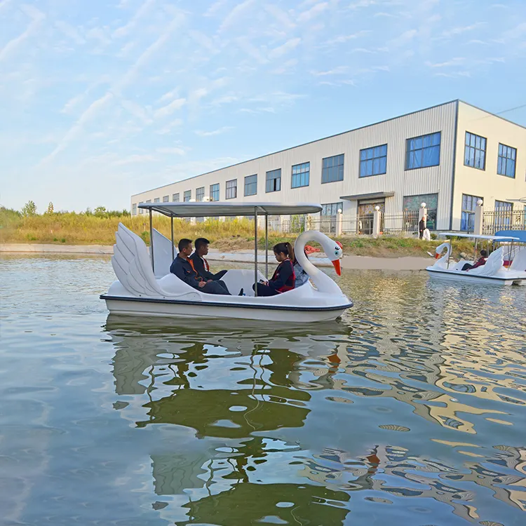 Barco a pedal de fibra de vidrio, barco a pedal de animal swan, barato, fábrica