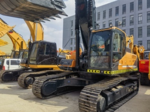 Excavadora Hyundai R305LC-9T de segunda mano, 30 toneladas, tipo oruga, de alta calidad, procedente de Corea del Sur, en oferta. - Product Image 4