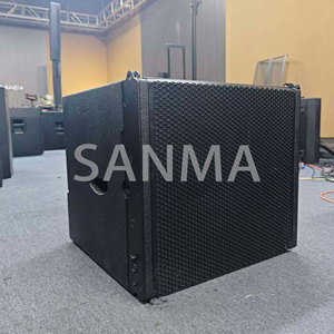 Système de sonorisation professionnel pour extérieur, enceintes actives en ligne HDL 35-AS, 15 pouces, 2200 W de puissance de crête, 40-140 Hz - Product Image 1