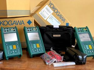 Calibrador de Procesos Multifunción Yokogawa Serie CA500/CA550, Alta Precisión 0.015%, Pantalla LCD Reflectante IP54 - Product Image 4