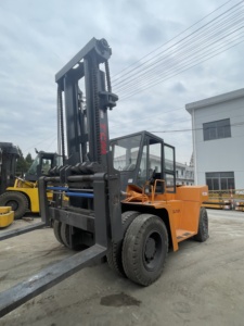 Used Forklift TCM FD200 FD250 FD300 20 Ton Large WITH Good Condition Forklift IN SHANGHAI FOR SALE - Product Image 5