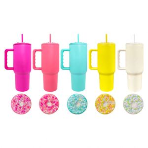 Vaso Térmico Macaron de 40 oz en Color Mate con Tapa de Perlas y Diamantes de Imitación para Sublimación - Product Image 1