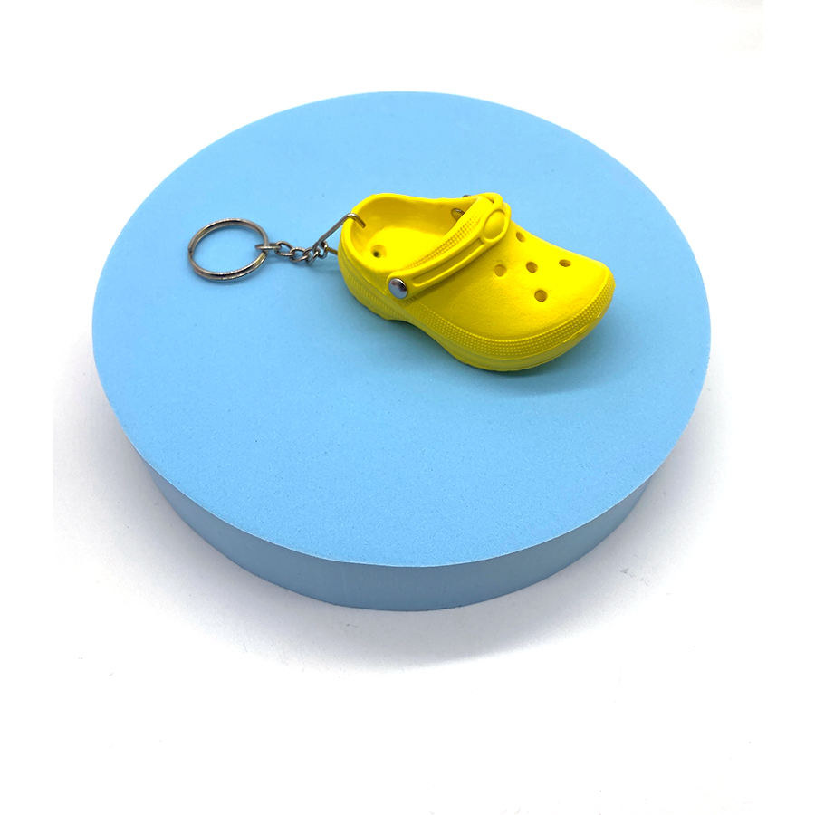 สีเหลือง