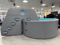 Échelle gonflable en PVC DWF, stable, pliable et portable pour diverses piscines, personnalisable