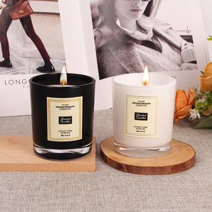 Pot en verre d'huile <span class=keywords><strong>de</strong></span> parfum personnalisé en usine bougie parfumée à la cire <span class=keywords><strong>de</strong></span> soja aromathérapie bougies <span class=keywords><strong>de</strong></span> luxe parfumées avec couvercle - Product Image 3